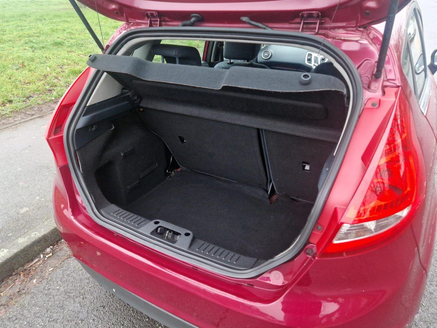 Used Ford Fiesta 2012 for sale - 77203114: Photo 32