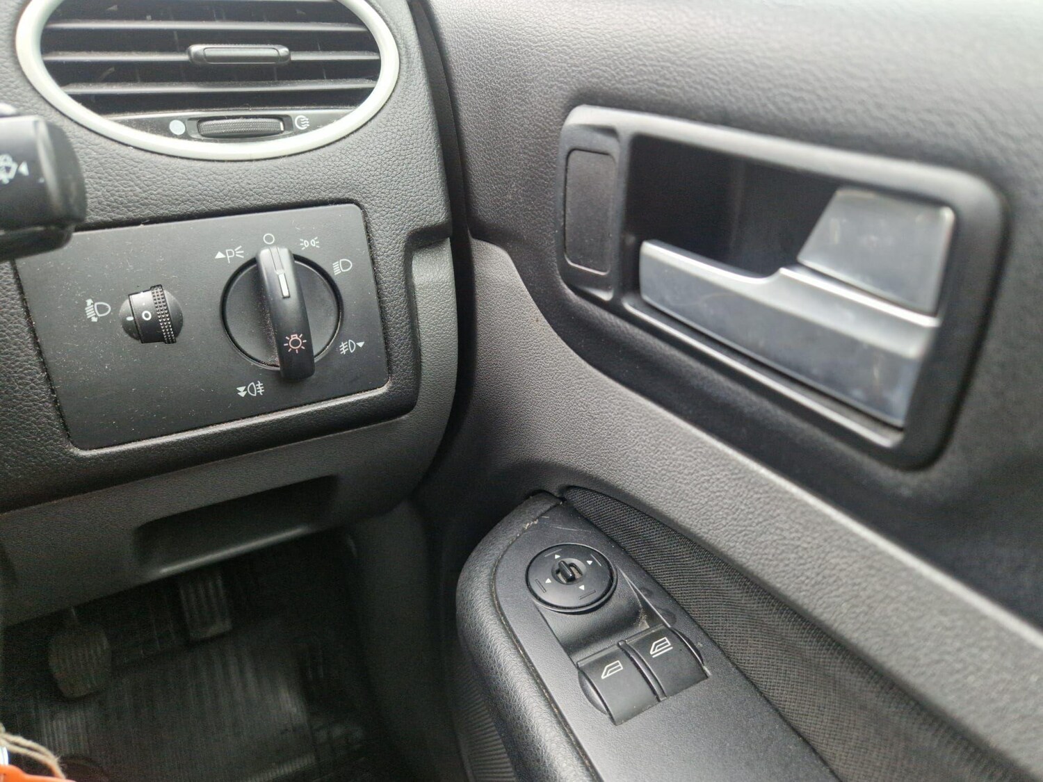 Used Ford Focus 2009 for sale - 78215765: Photo 18