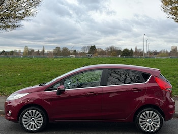 Used Ford Fiesta 2009 for sale - 77203838: Photo