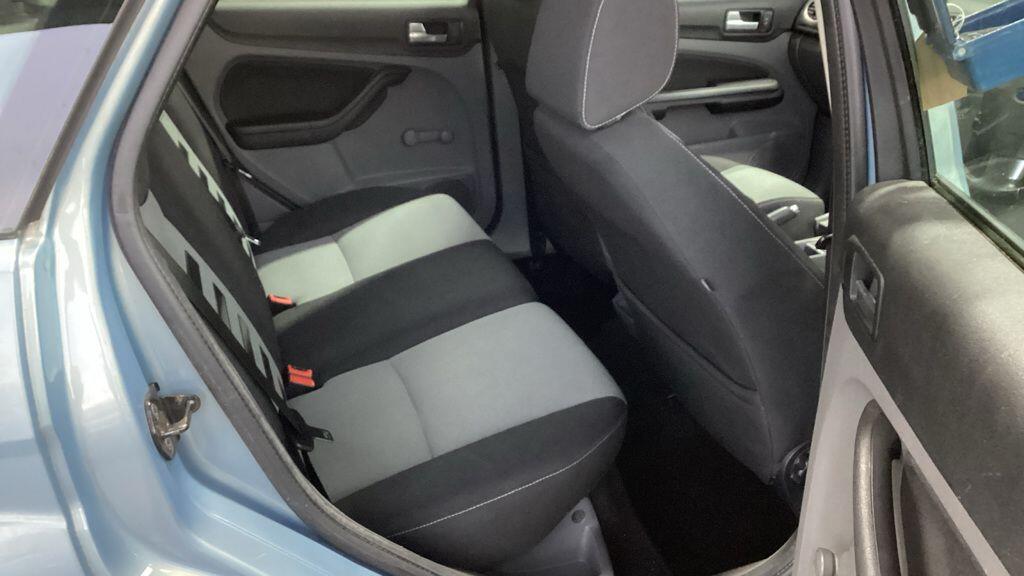 Used Ford Focus 2009 for sale - 77823910: Photo 10