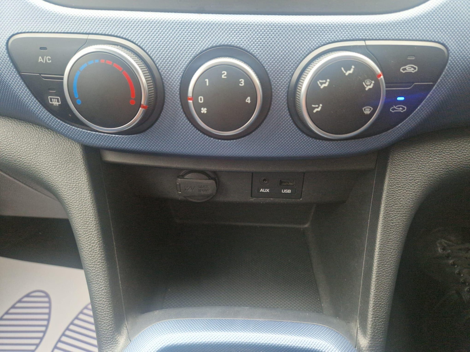 Used Hyundai i10 2016 for sale - 77611931: Photo 24