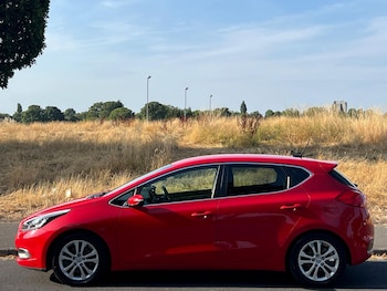 Used Kia Ceed 2014 for sale - 79496243: Photo