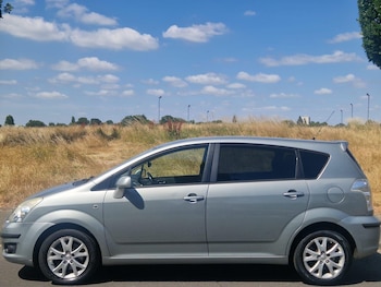 Used Toyota Corolla Verso 2008 for sale - 79188559: Photo