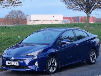 Used Toyota Prius 2016 for sale - 77216135: Photo