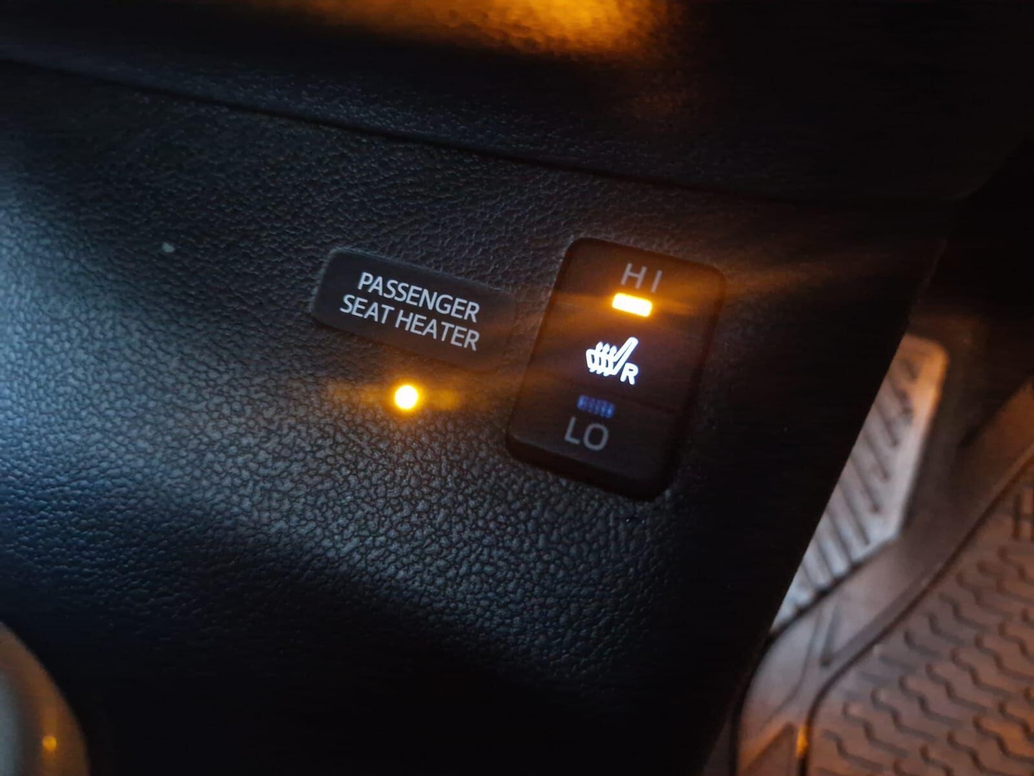 Used Toyota Prius 2016 for sale - 77216135: Photo 31