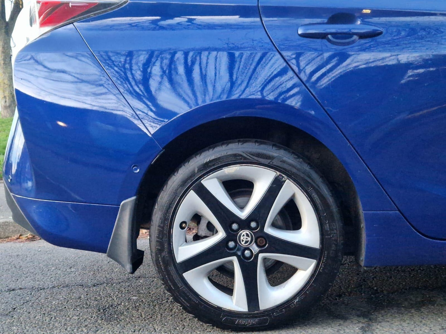 Used Toyota Prius 2016 for sale - 77216135: Photo 35