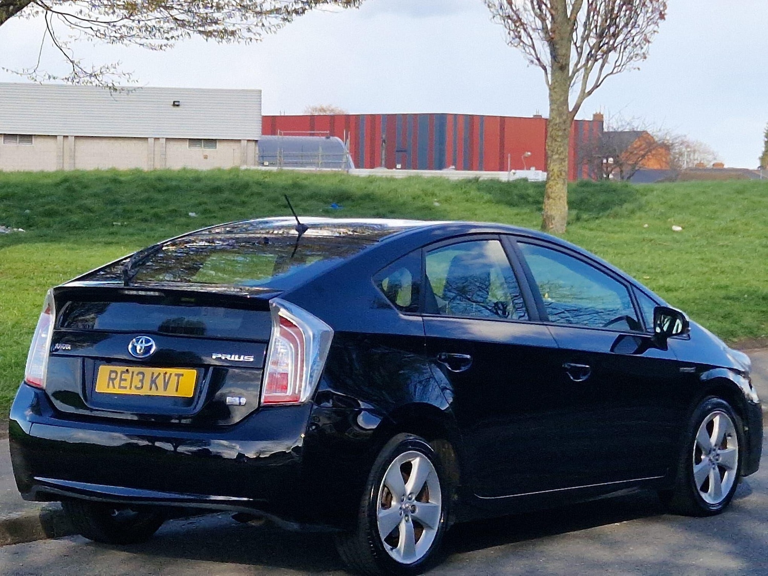 Used Toyota Prius 2013 for sale - 77882724: Photo 7