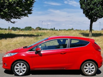 Used Ford Fiesta 2010 for sale - 79121866: Photo
