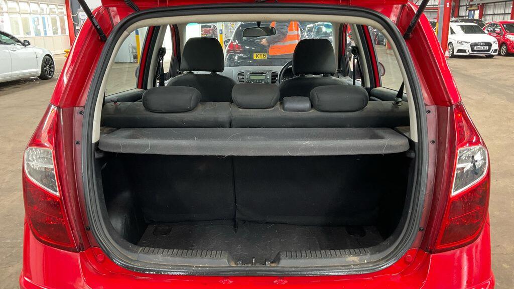 Used Hyundai i10 2012 for sale - 77893094: Photo 15