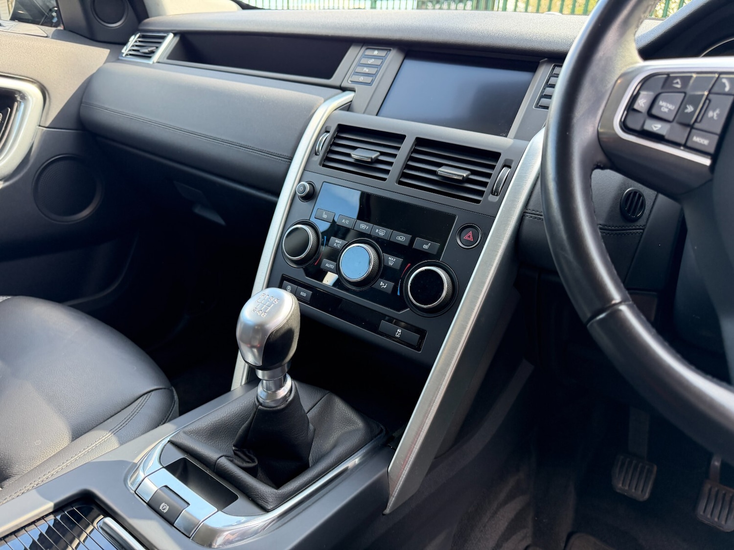 Used Land Rover Discovery Sport 2019 for sale - 78036765: Photo 16