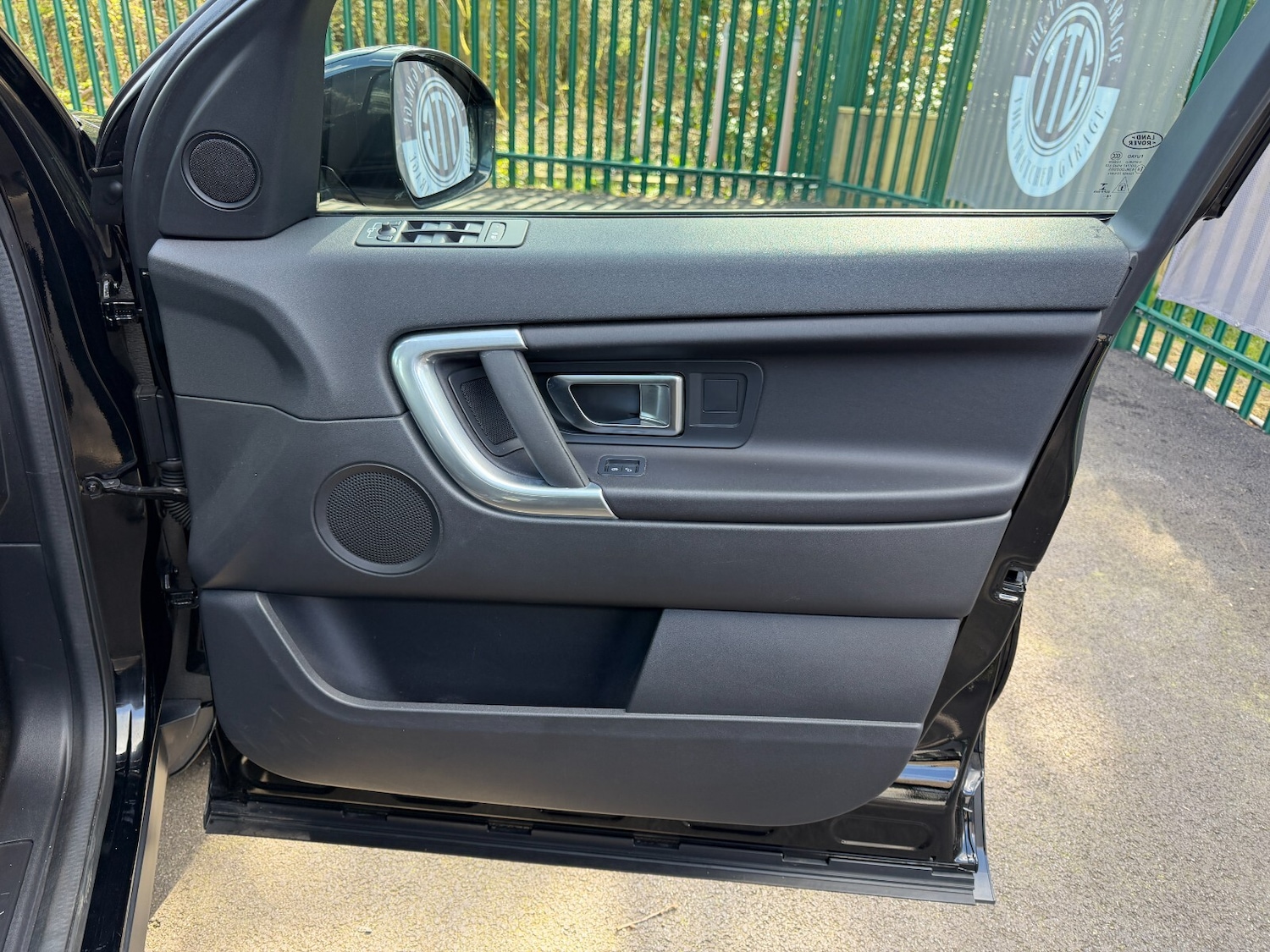 Used Land Rover Discovery Sport 2019 for sale - 78036765: Photo 18