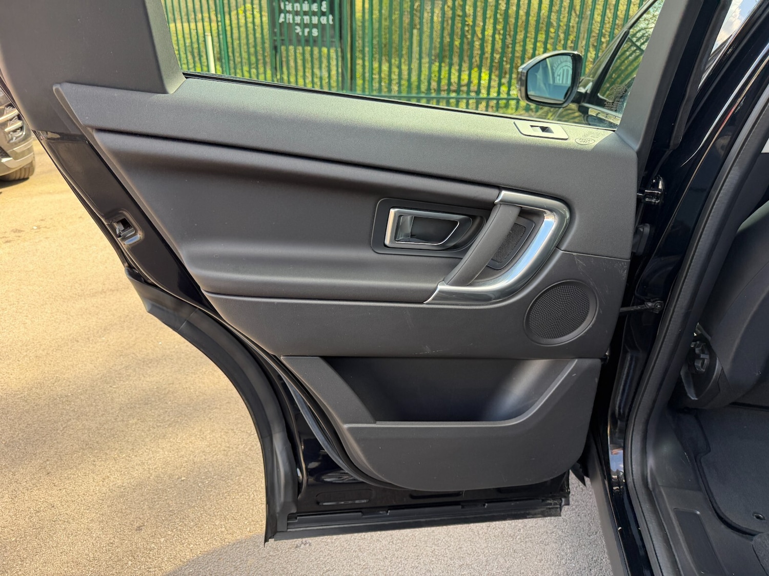 Used Land Rover Discovery Sport 2019 for sale - 78036765: Photo 33