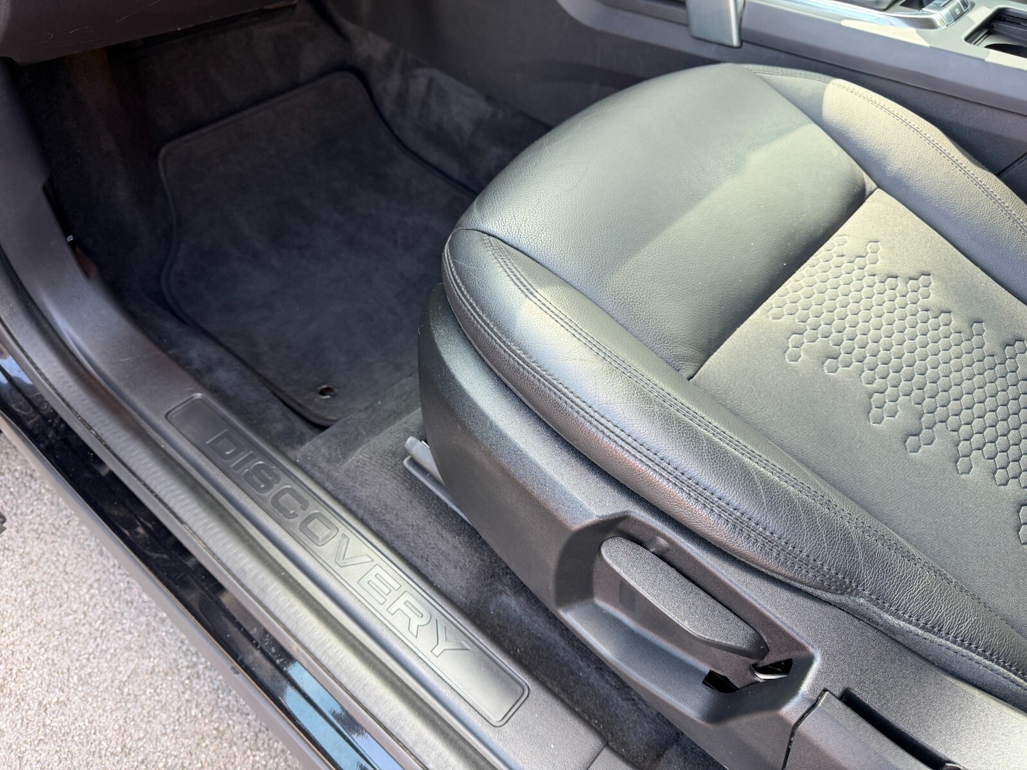 Used Land Rover Discovery Sport 2019 for sale - 78036765: Photo 37