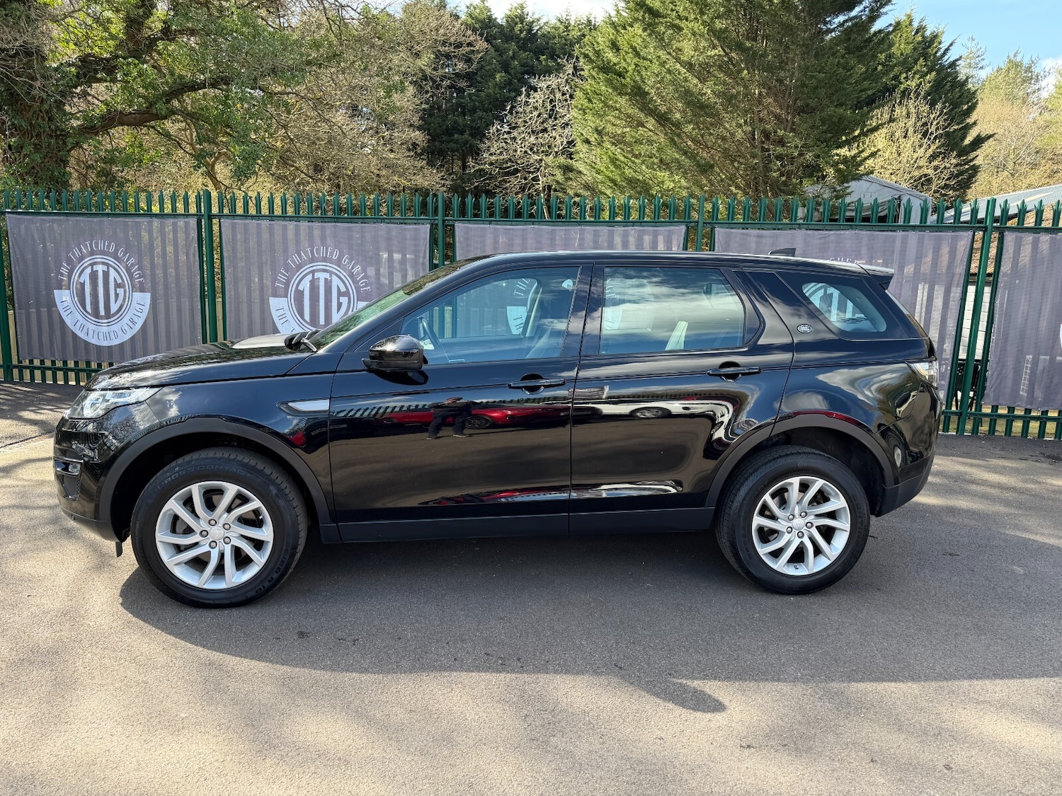 Used Land Rover Discovery Sport 2019 for sale - 78036765: Photo 4