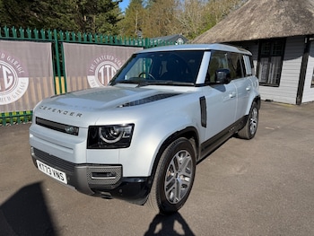 Used Land Rover Defender 2023 for sale - 78313657: Photo