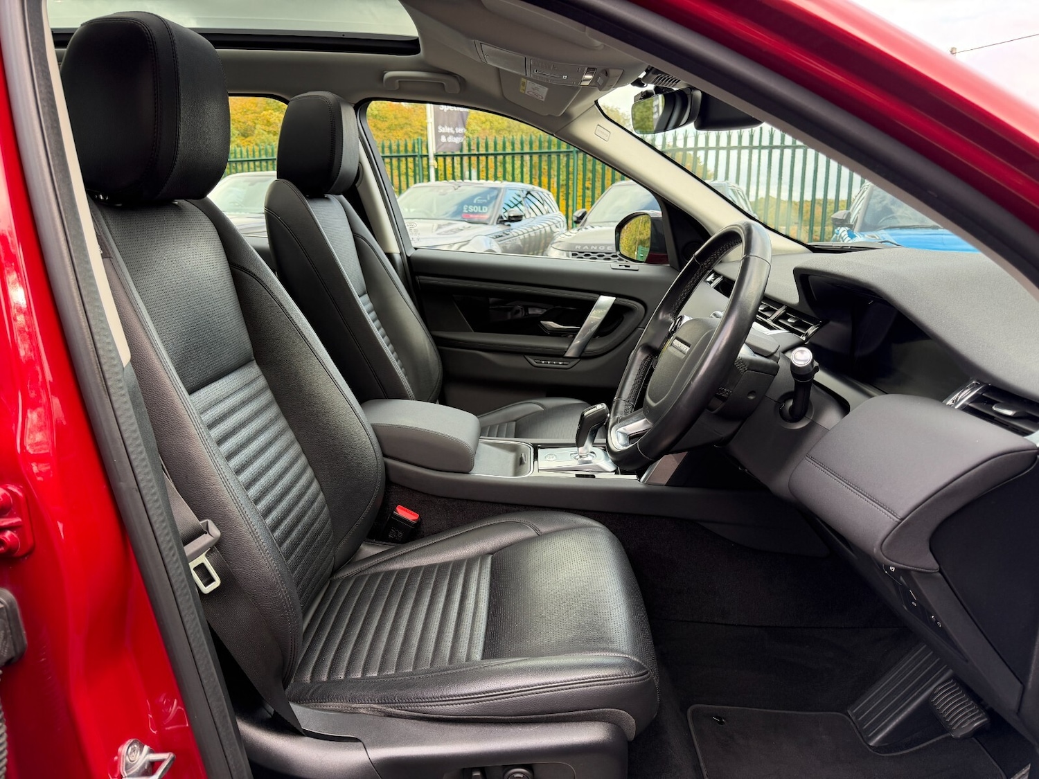 Used Land Rover Discovery Sport 2019 for sale - 76366464: Photo 11