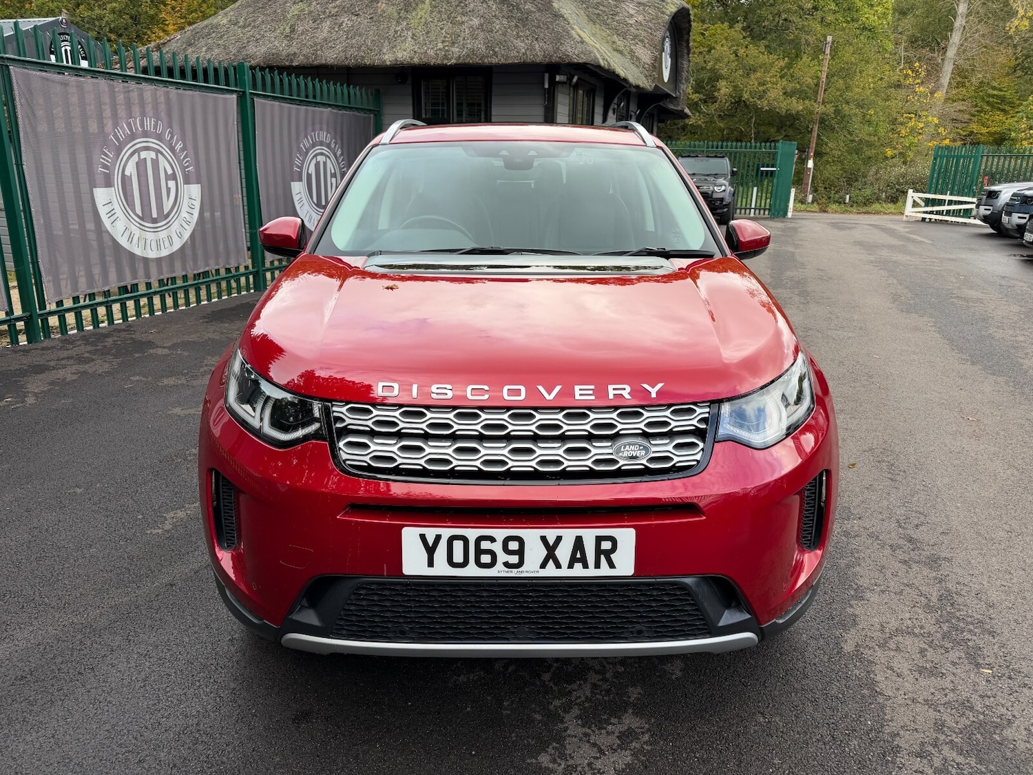 Used Land Rover Discovery Sport 2019 for sale - 76366464: Photo 2