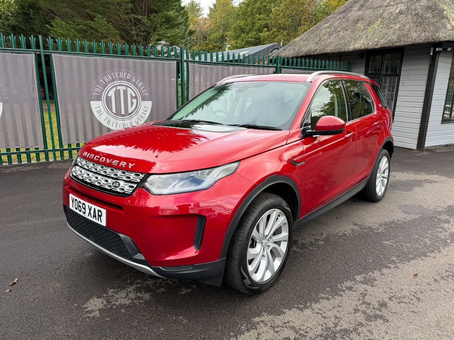 Used Land Rover Discovery Sport 2019 for sale - 76366464: Photo 3