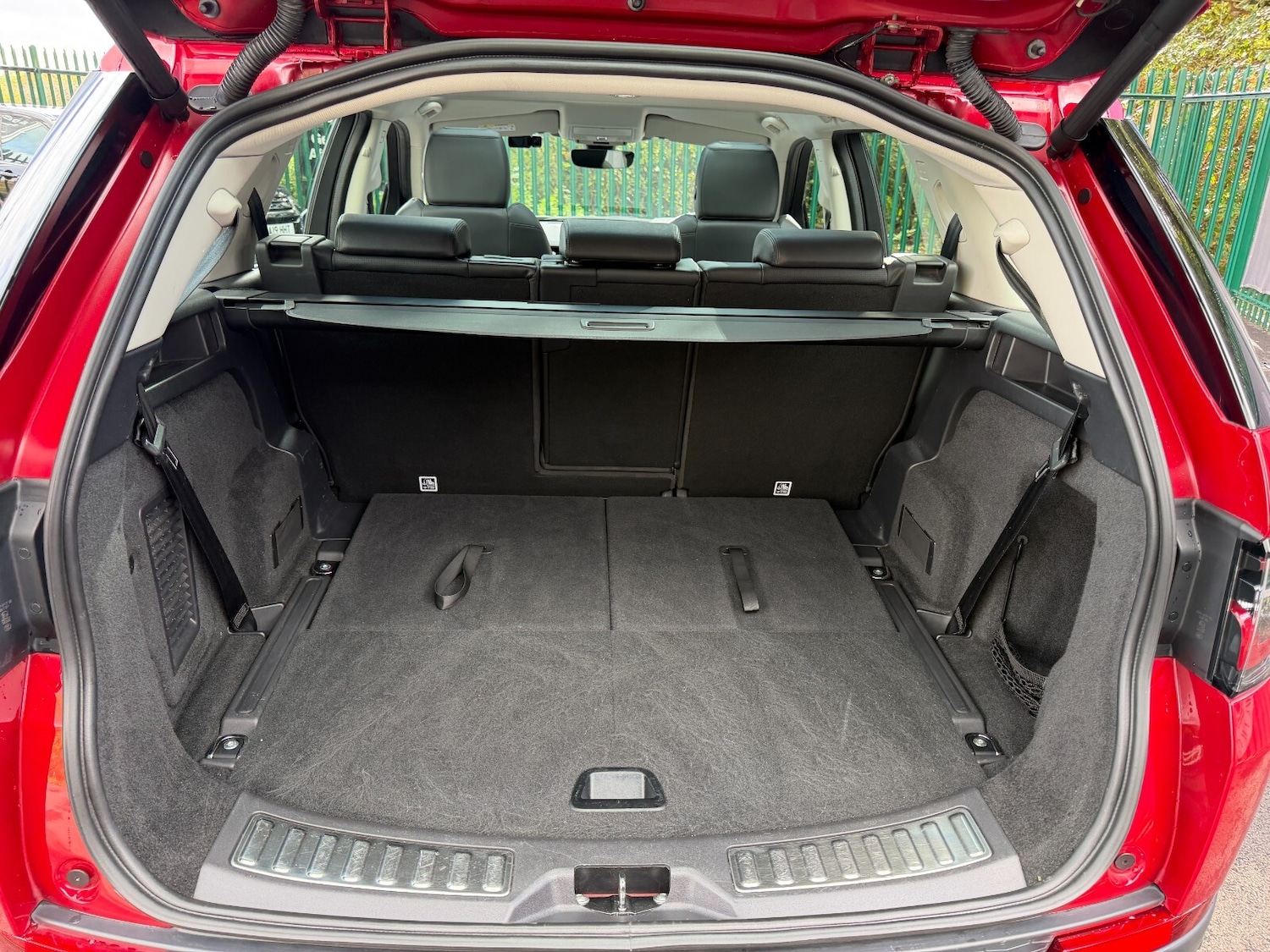 Used Land Rover Discovery Sport 2019 for sale - 76366464: Photo 35