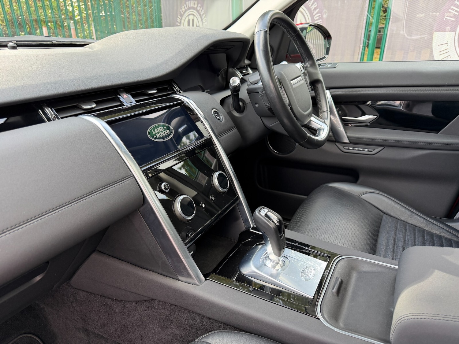 Used Land Rover Discovery Sport 2019 for sale - 76366464: Photo 42