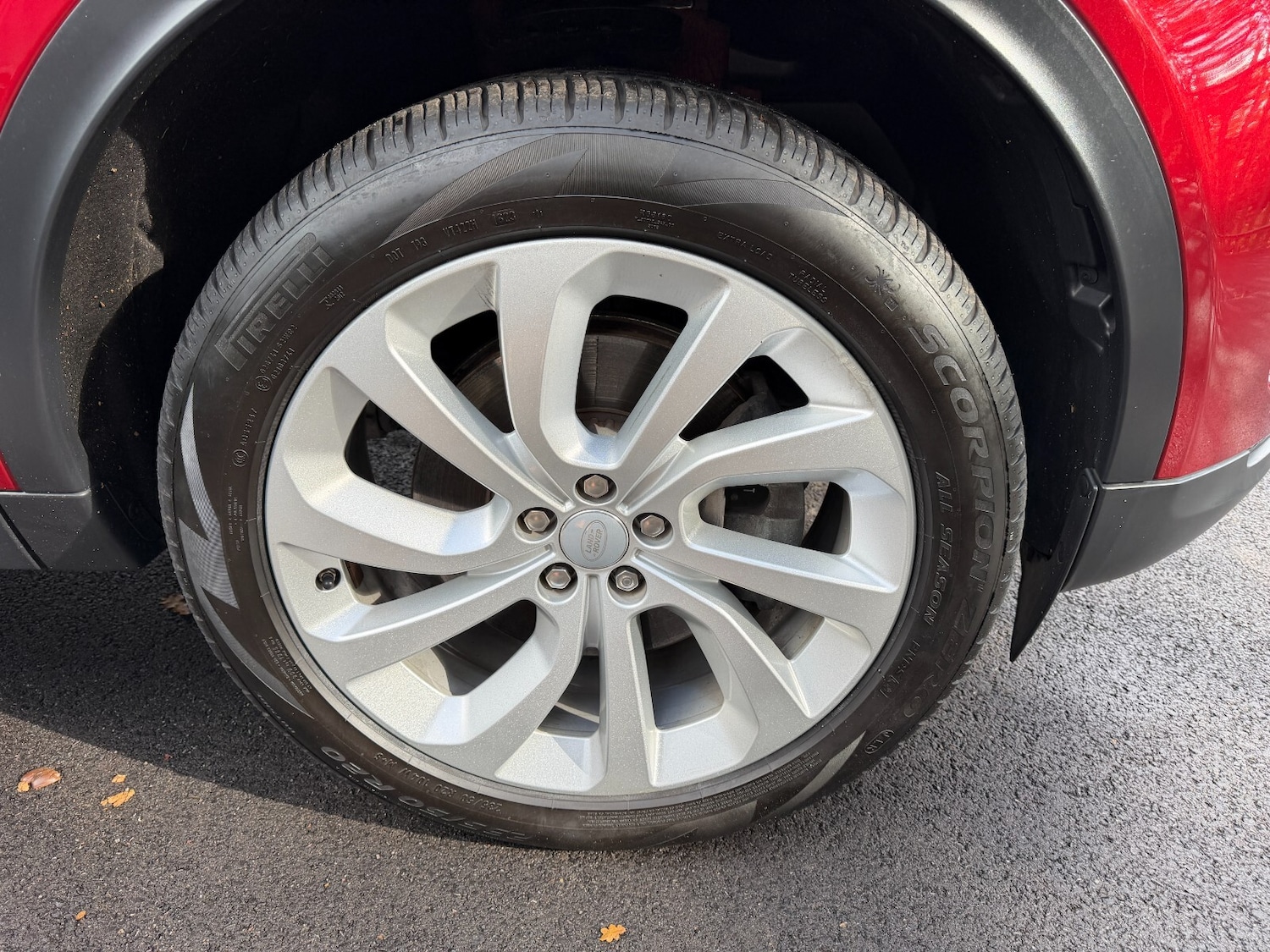 Used Land Rover Discovery Sport 2019 for sale - 76366464: Photo 50