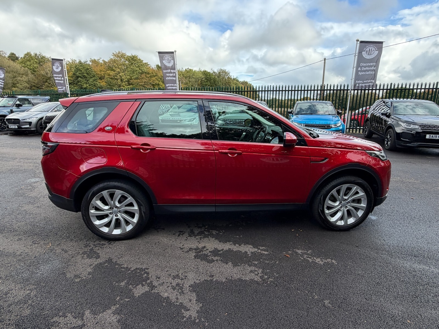 Used Land Rover Discovery Sport 2019 for sale - 76366464: Photo 8