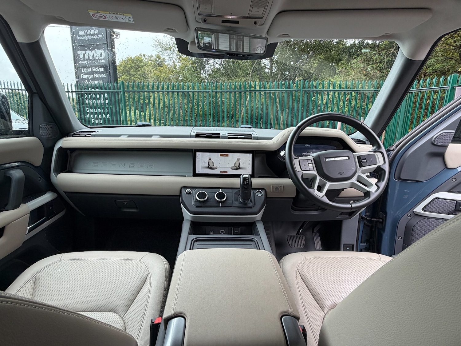 Used Land Rover Defender 2021 for sale - 76366529: Photo 22