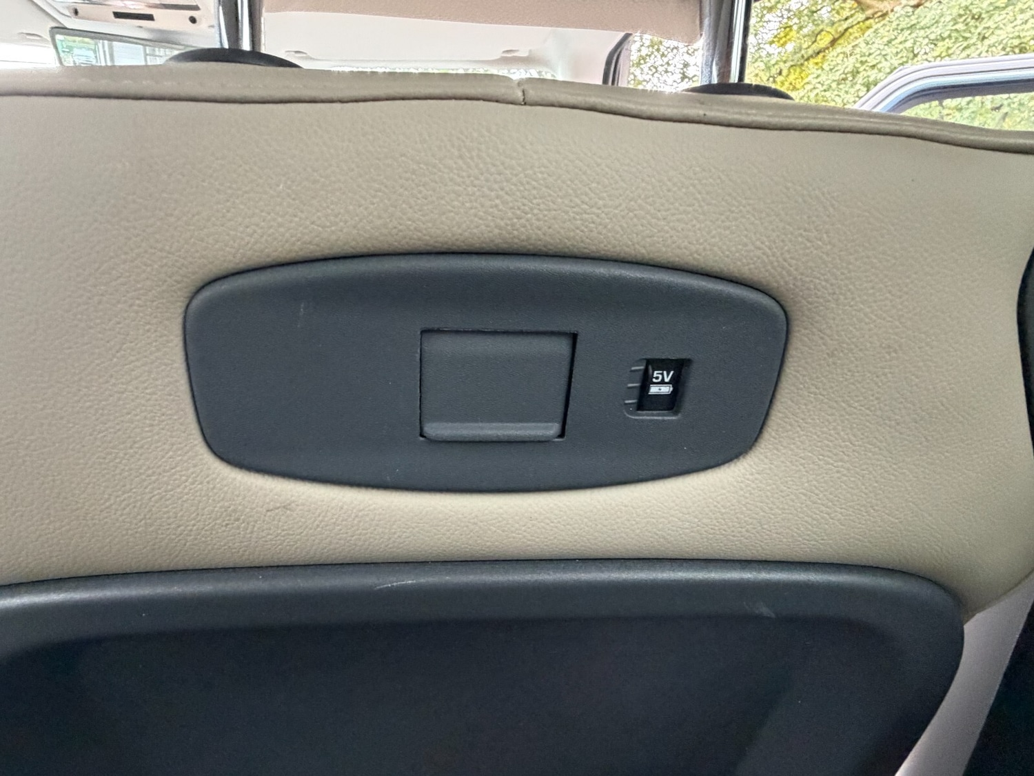 Used Land Rover Defender 2021 for sale - 76366529: Photo 24
