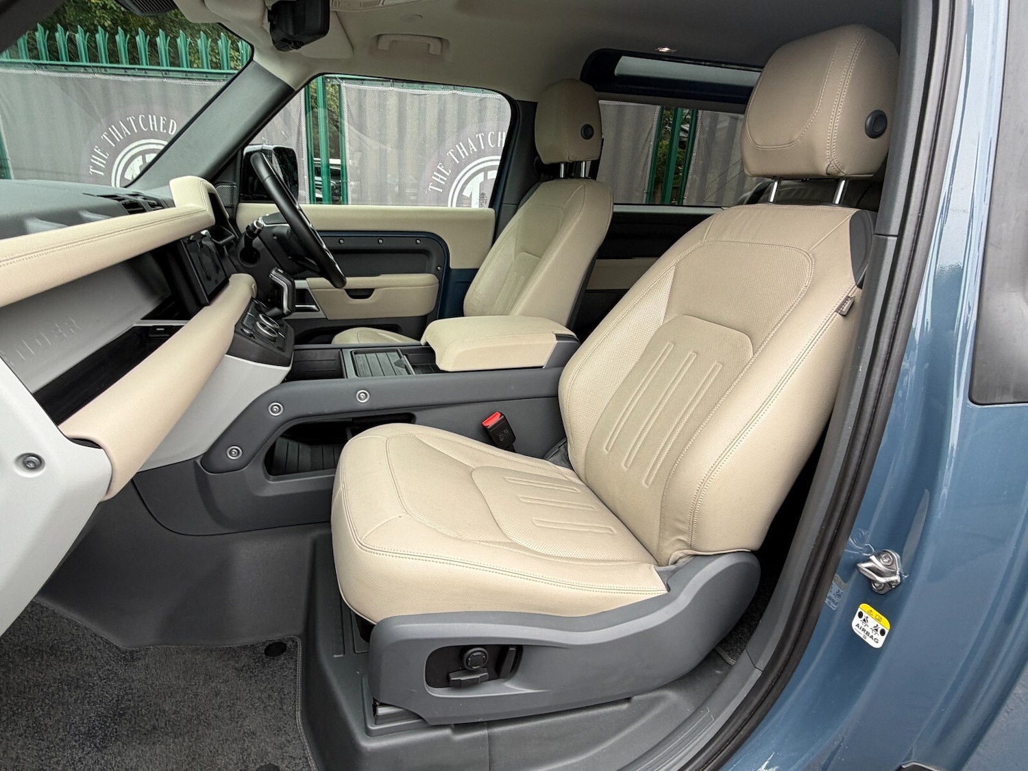 Used Land Rover Defender 2021 for sale - 76366529: Photo 34