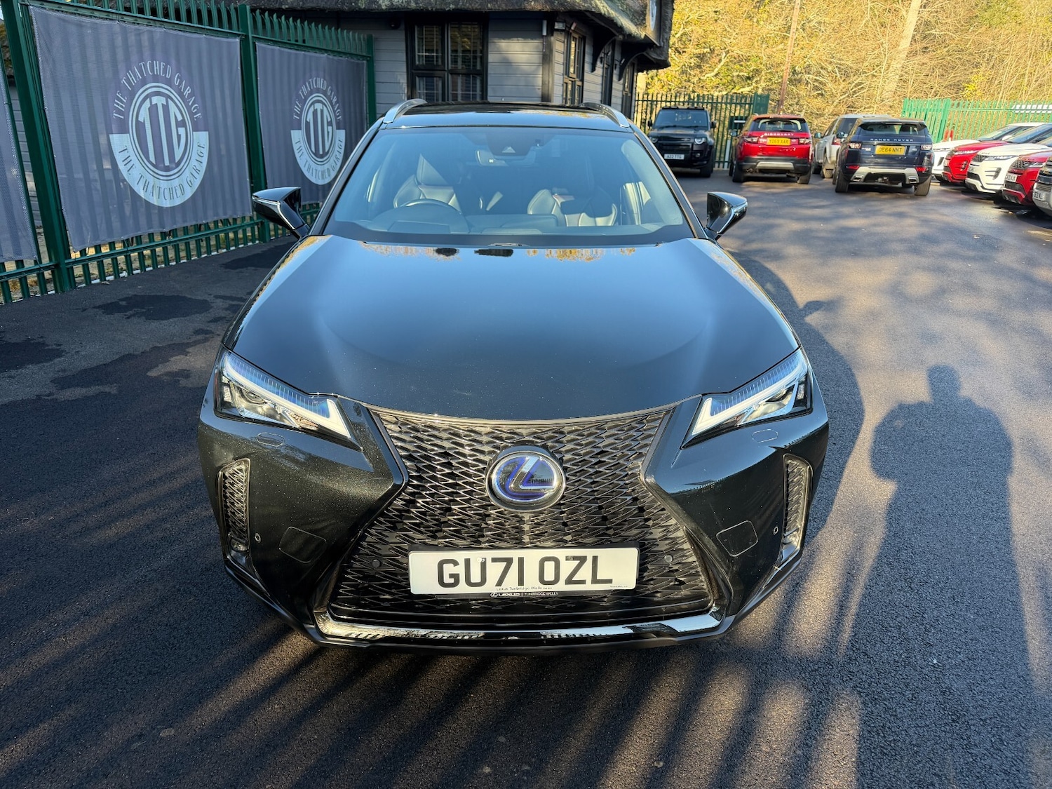 Used Lexus UX 2021 for sale - 76696420: Photo 2