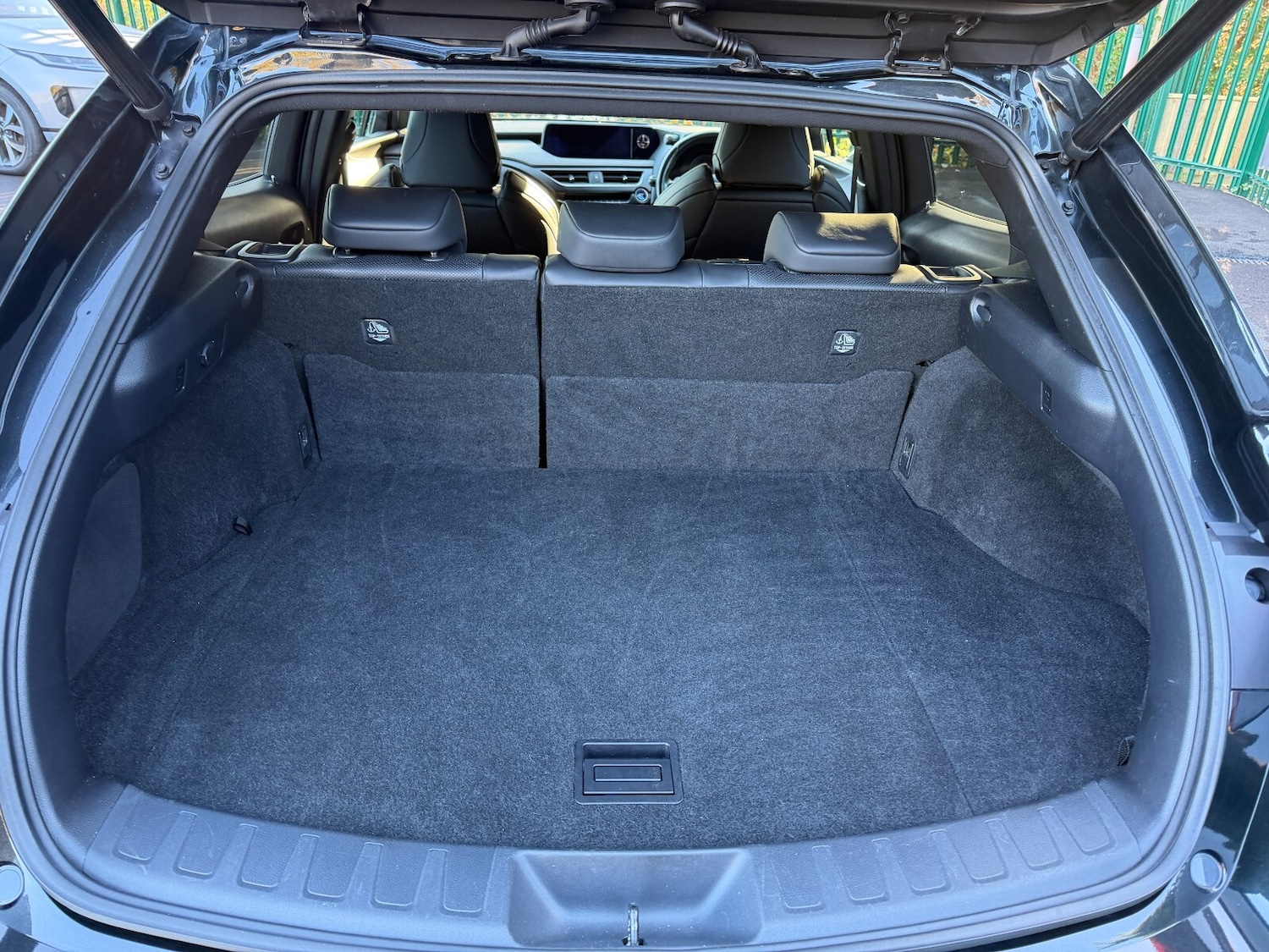 Used Lexus UX 2021 for sale - 76696420: Photo 29