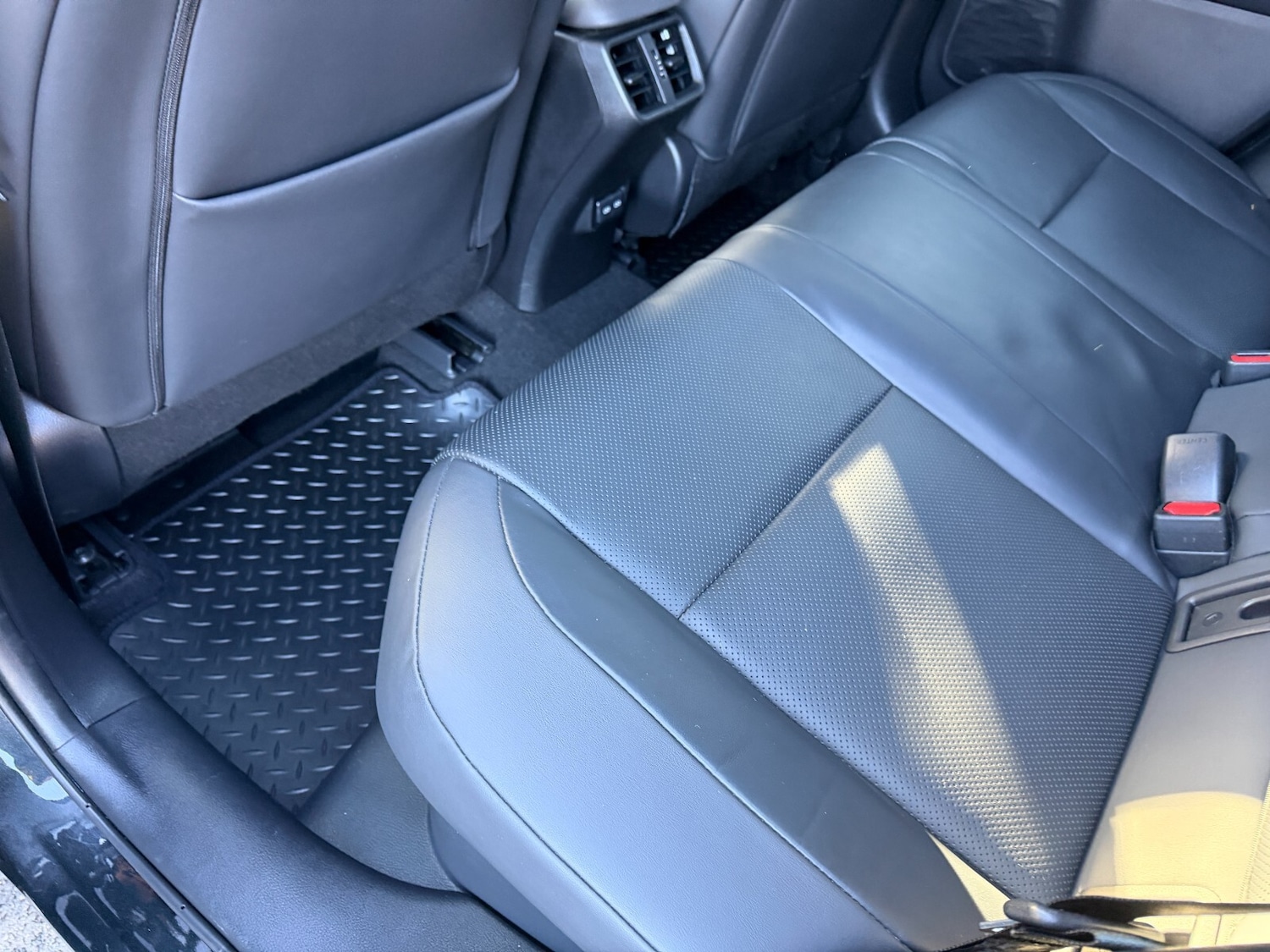 Used Lexus UX 2021 for sale - 76696420: Photo 34