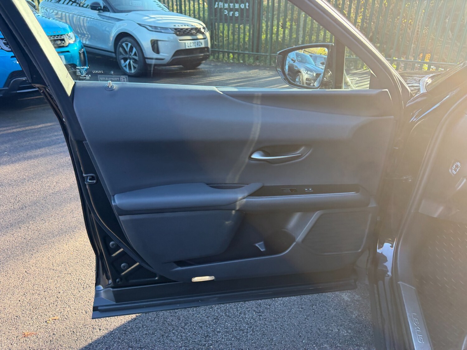 Used Lexus UX 2021 for sale - 76696420: Photo 40