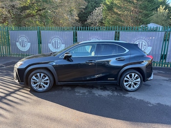 Used Lexus UX 2021 for sale - 76696420: Photo