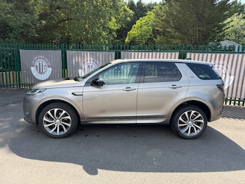 Used Land Rover Discovery Sport 2022 for sale - 78963526: Photo