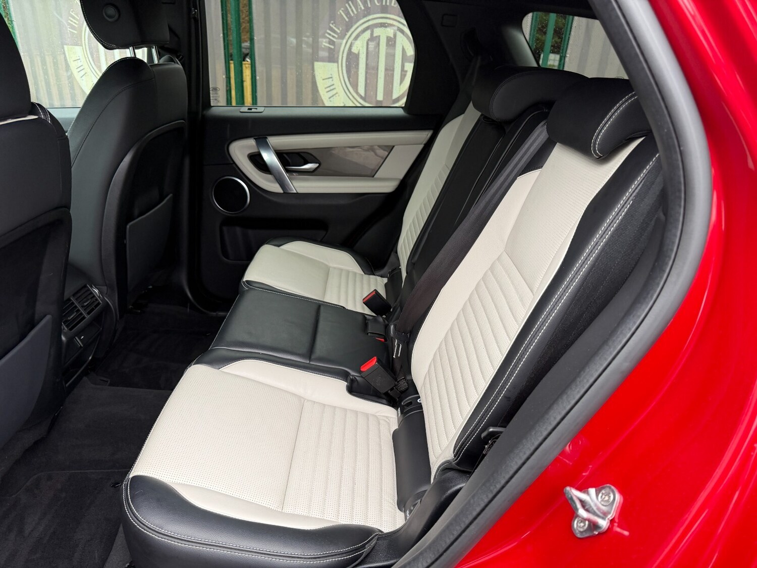 Used Land Rover Discovery Sport 2020 for sale - 77470913: Photo 33