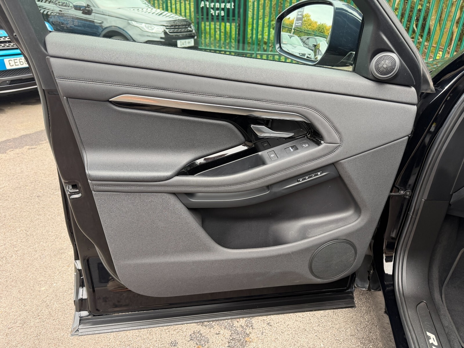 Used Land Rover Range Rover Evoque 2019 for sale - 76366497: Photo 41