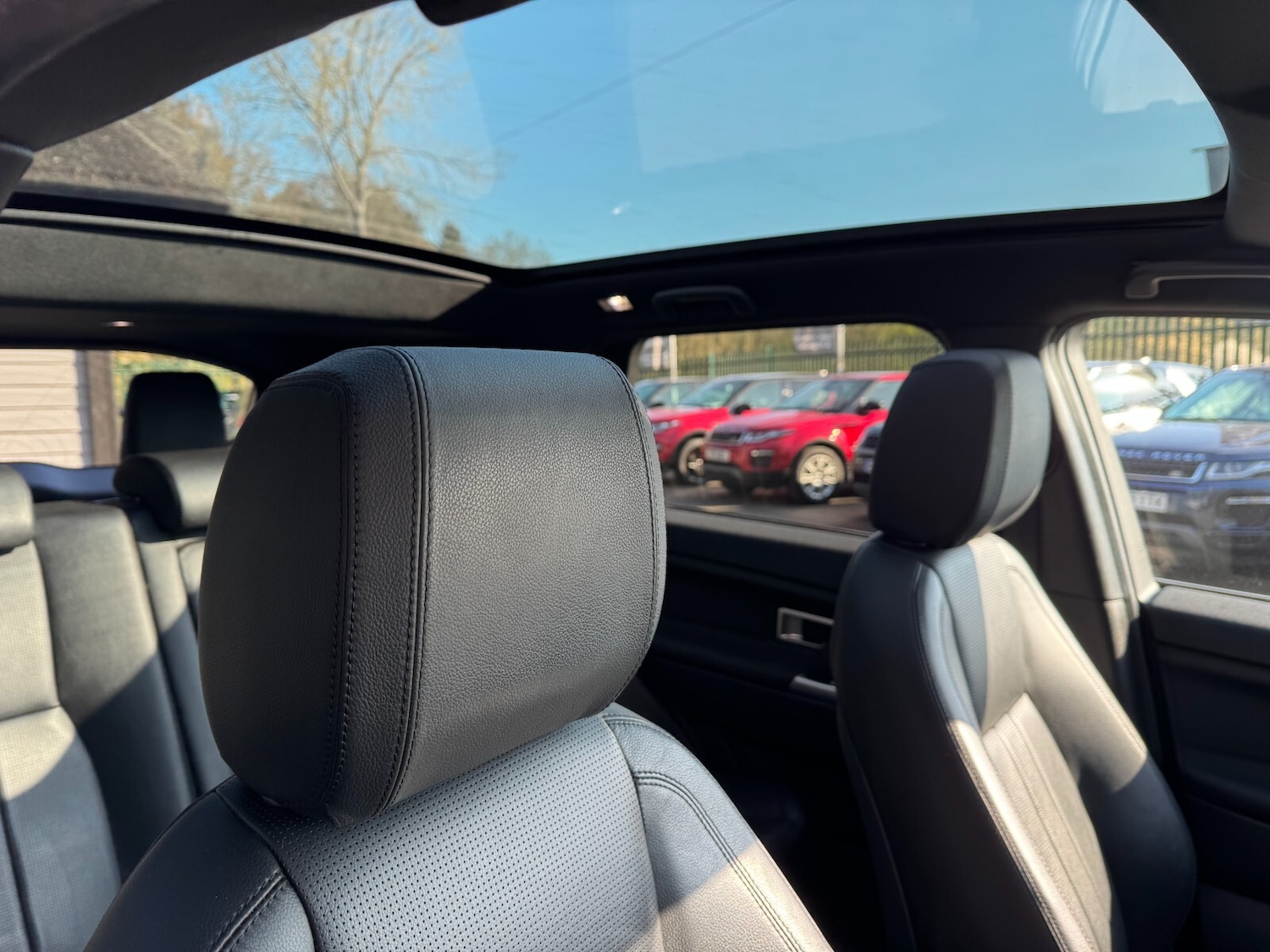 Used Land Rover Discovery Sport 2019 for sale - 76362961: Photo 12