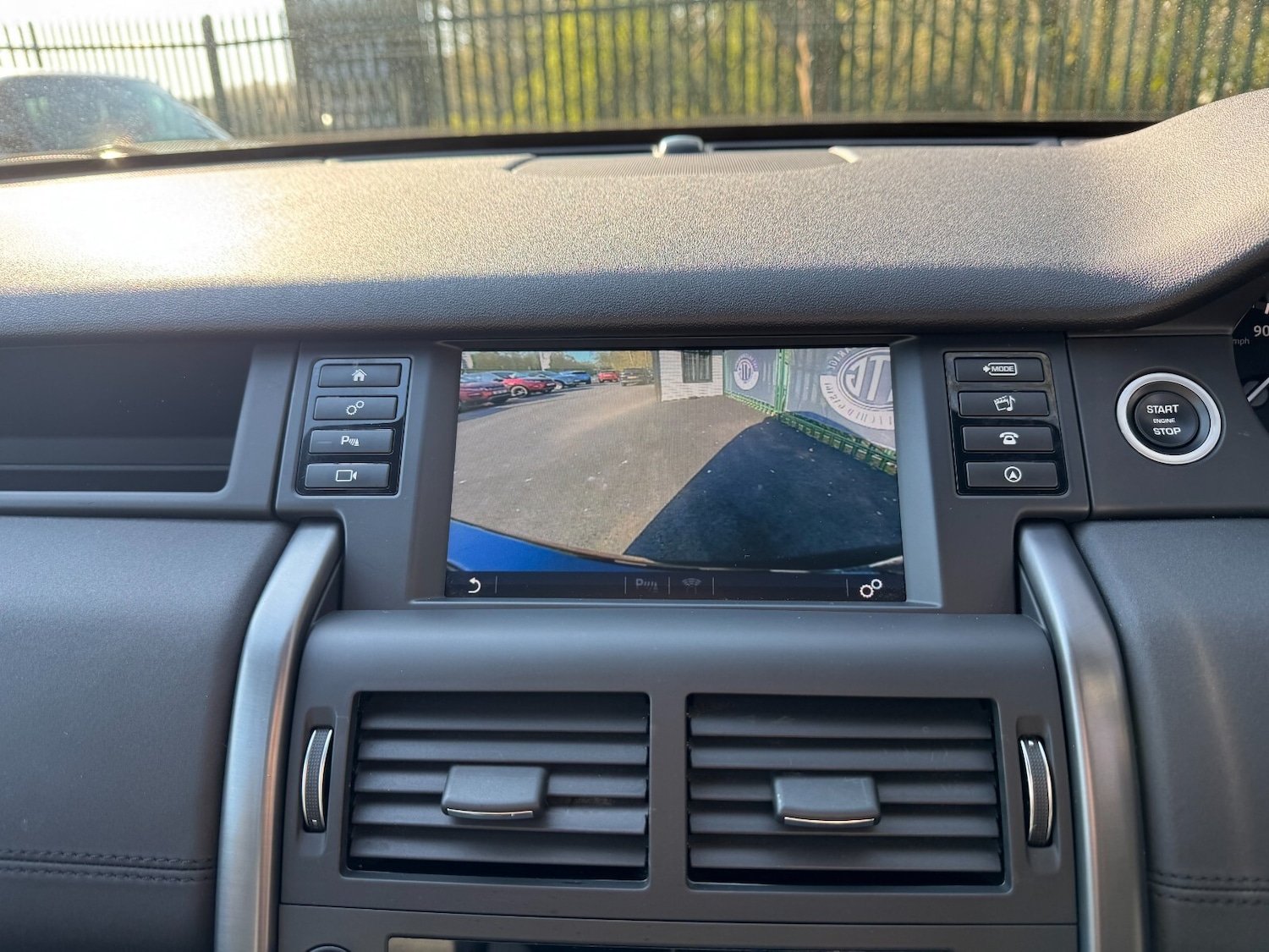 Used Land Rover Discovery Sport 2019 for sale - 76362961: Photo 21