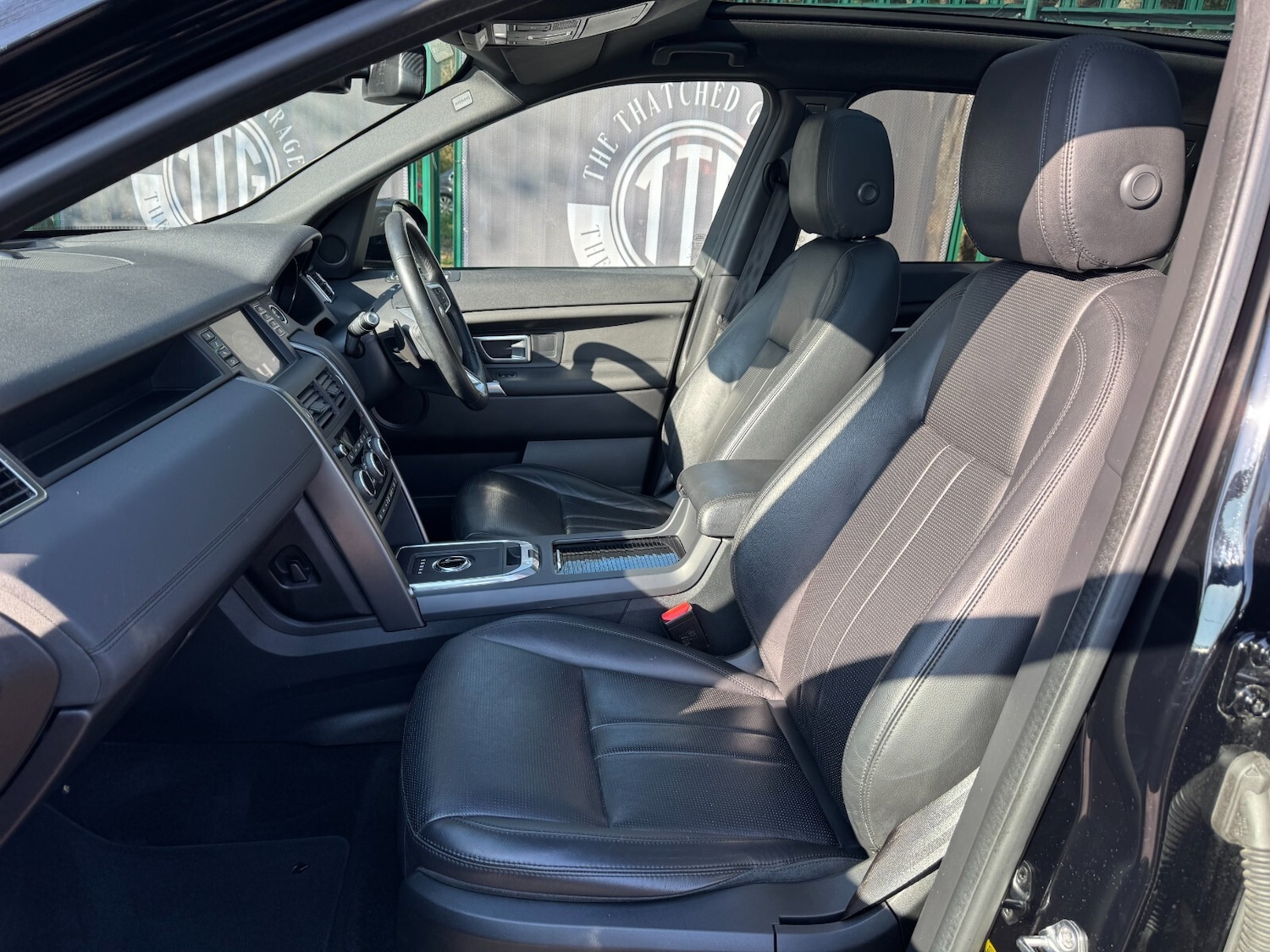 Used Land Rover Discovery Sport 2019 for sale - 76362961: Photo 41