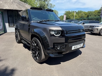 Used Land Rover Defender 2021 for sale - 79101800: Photo