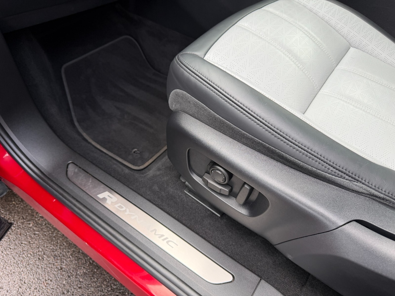 Used Land Rover Range Rover Evoque 2019 for sale - 77235559: Photo 43