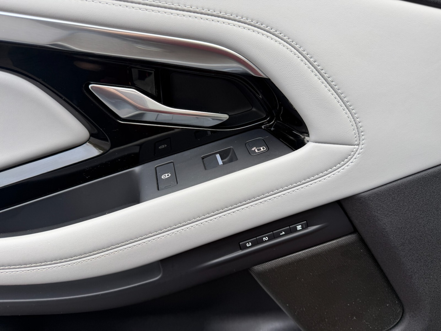 Used Land Rover Range Rover Evoque 2019 for sale - 77235559: Photo 45