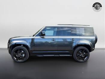 Used Land Rover Defender 2024 for sale - 79670389: Photo