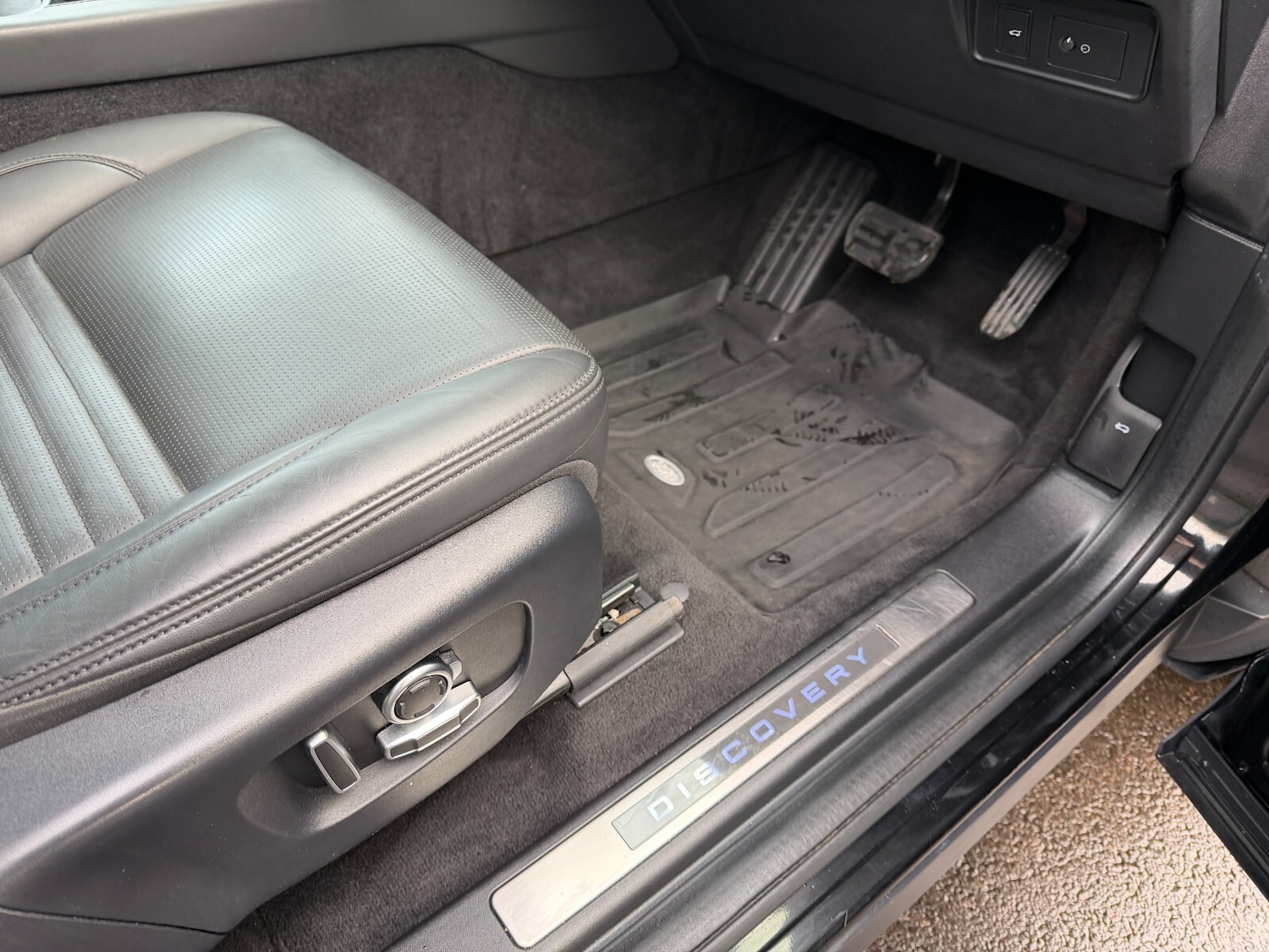 Used Land Rover Discovery Sport 2021 for sale - 77388939: Photo 12