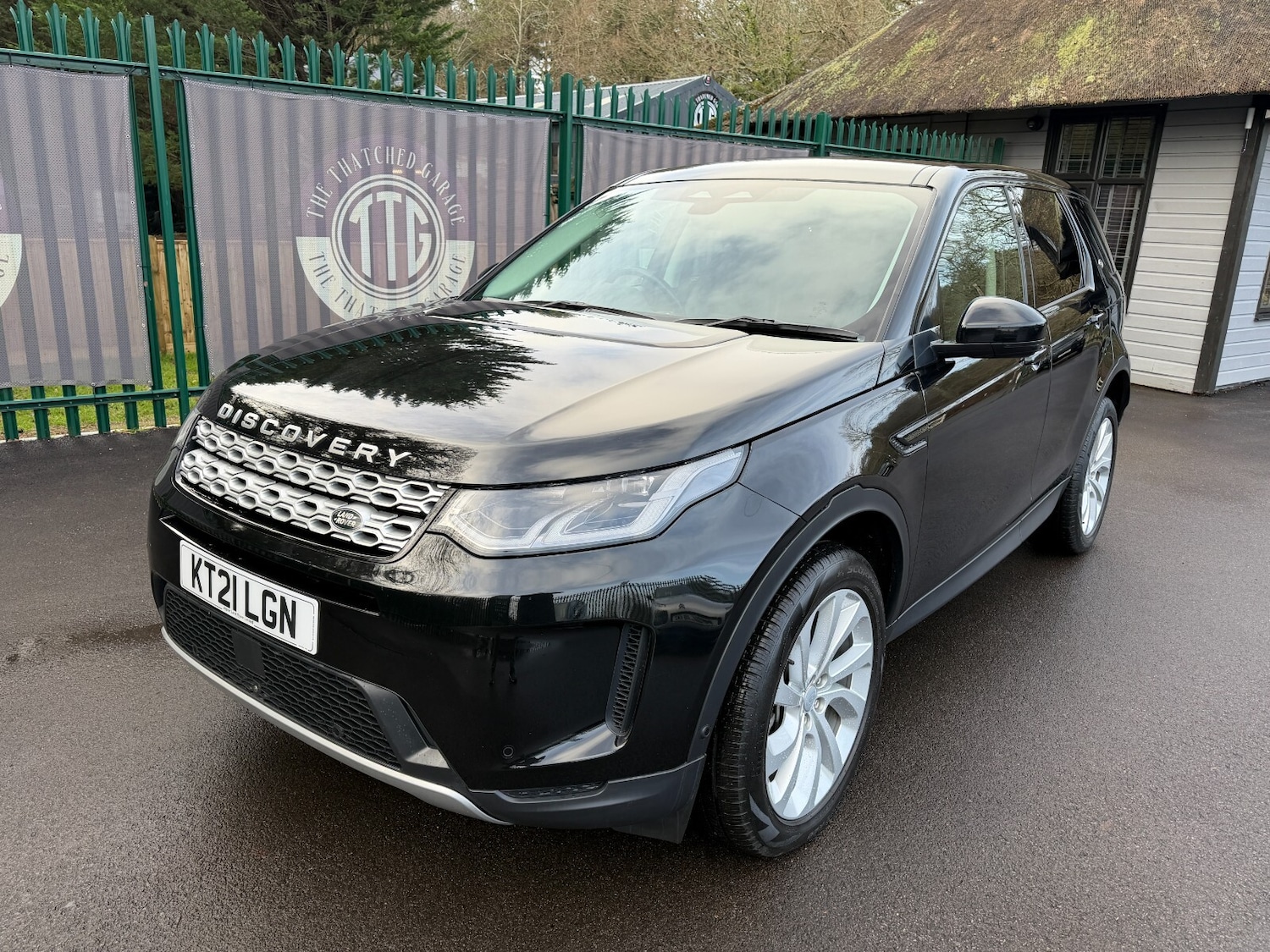 Used Land Rover Discovery Sport 2021 for sale - 77388939: Photo 3