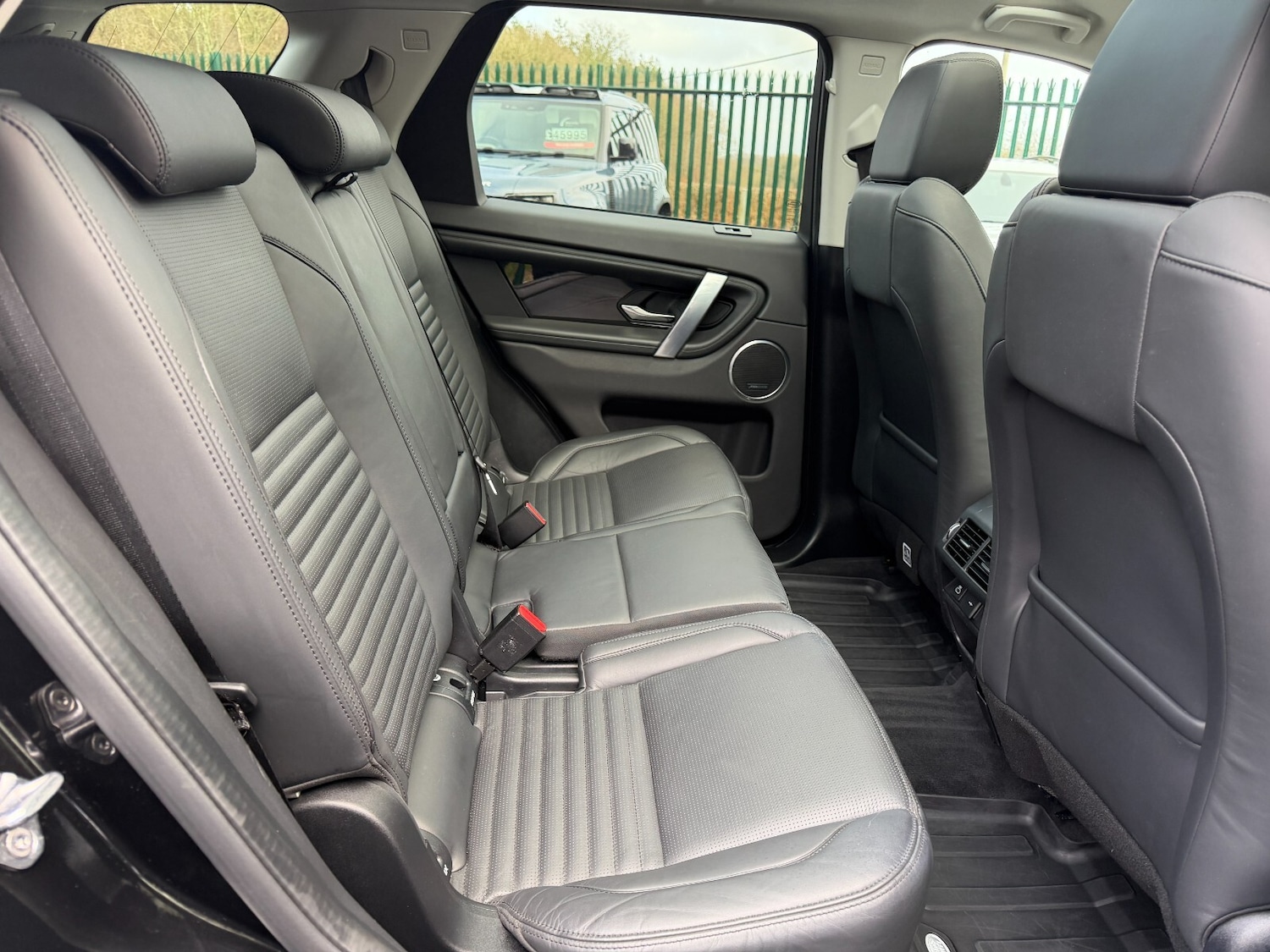 Used Land Rover Discovery Sport 2021 for sale - 77388939: Photo 31