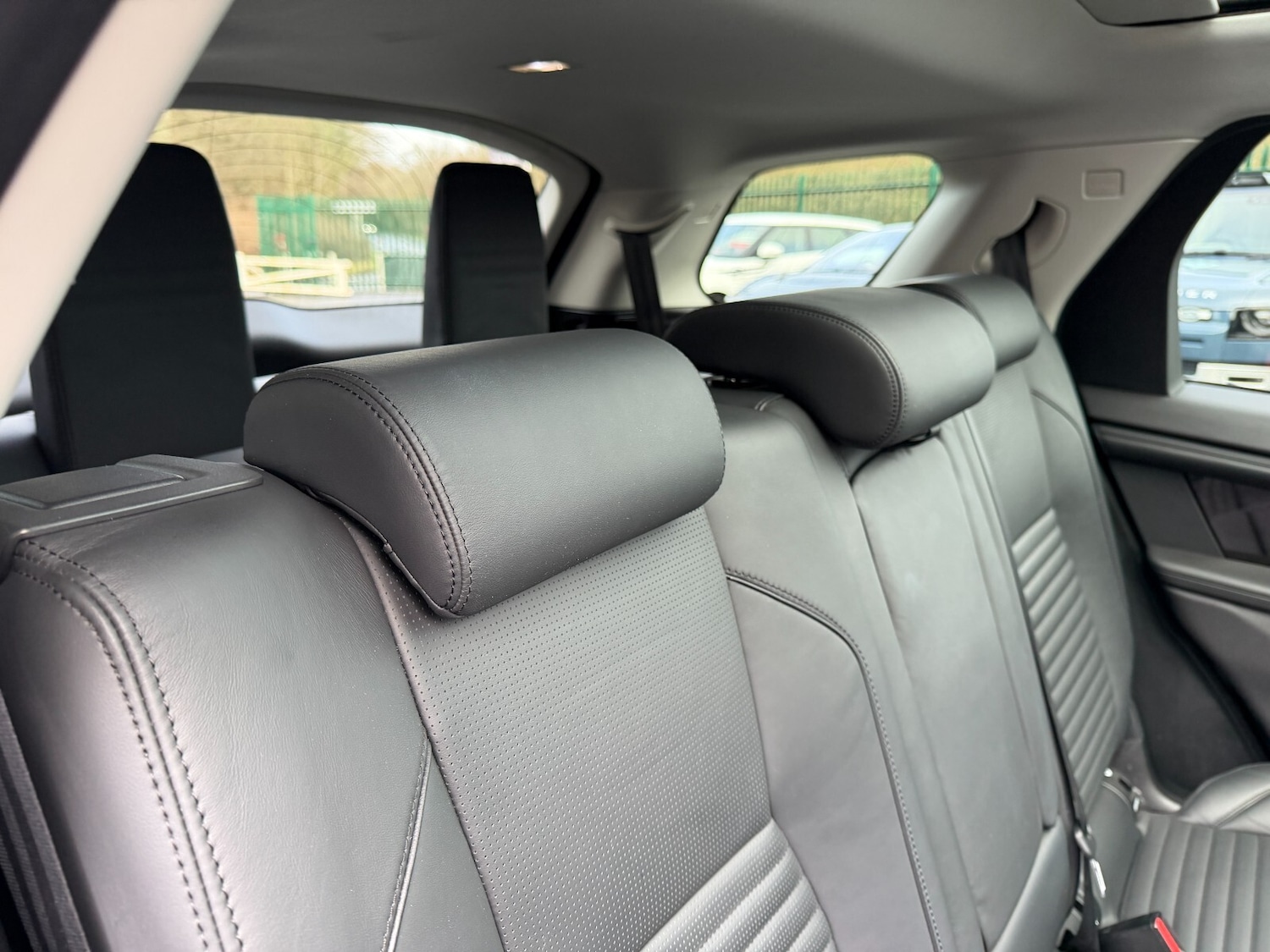 Used Land Rover Discovery Sport 2021 for sale - 77388939: Photo 32