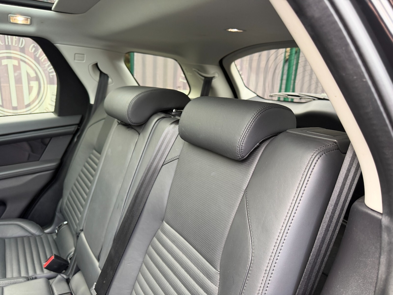 Used Land Rover Discovery Sport 2021 for sale - 77388939: Photo 39