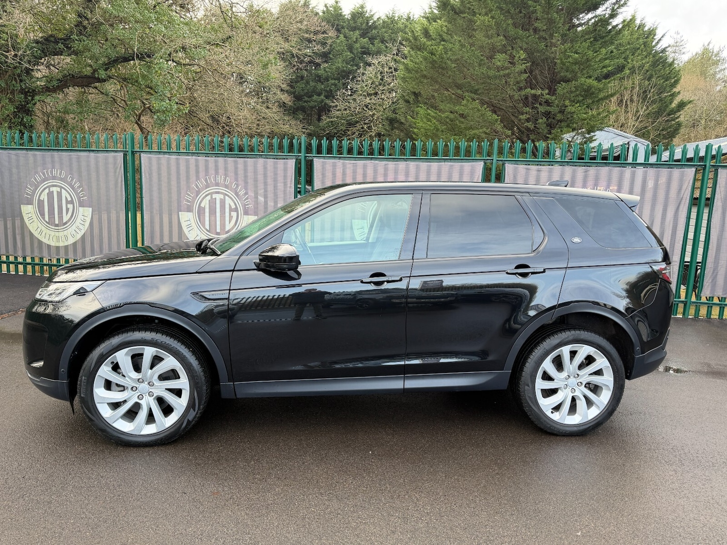 Used Land Rover Discovery Sport 2021 for sale - 77388939: Photo 4